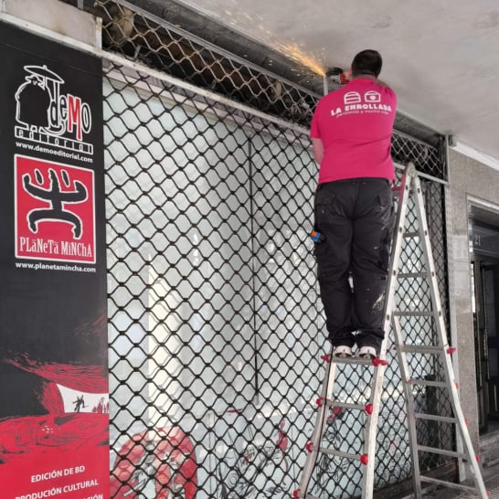 persianas La Enrollada instalacion persiana seguridad negocios a coruna